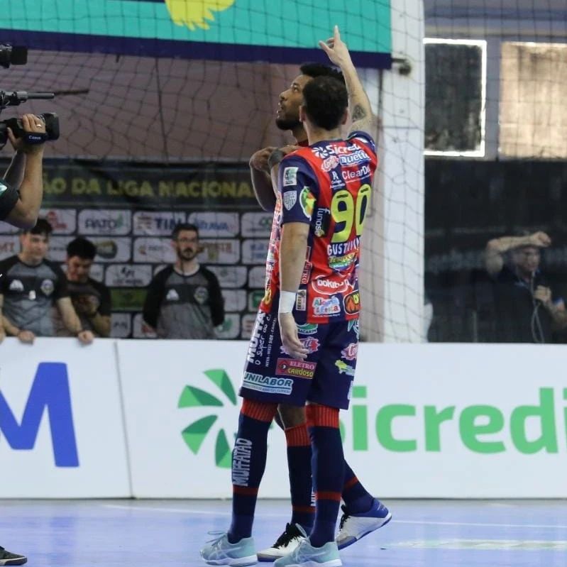 Cascavel Futsal empata com o Pato no jogo de ida das quartas de final da LNF